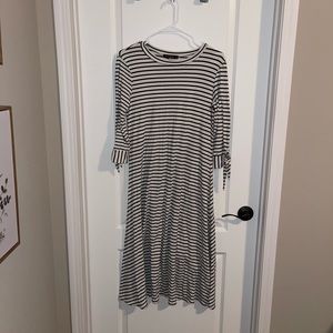 🌵B/W Nuggles dress🌵